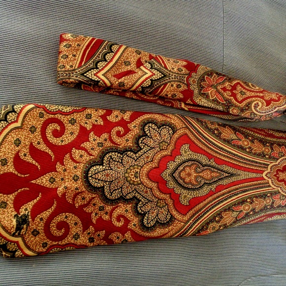 BURBERRY SOPHISTICATED SILK NECKTIE MADE IN ITALY - Picture 6 of 8